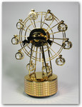 Riesenrad aus Metall mit Spieluhr