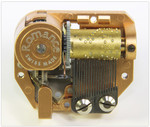 Musikwerk Romance-Reuge 18 T�ne mit Federaufzug